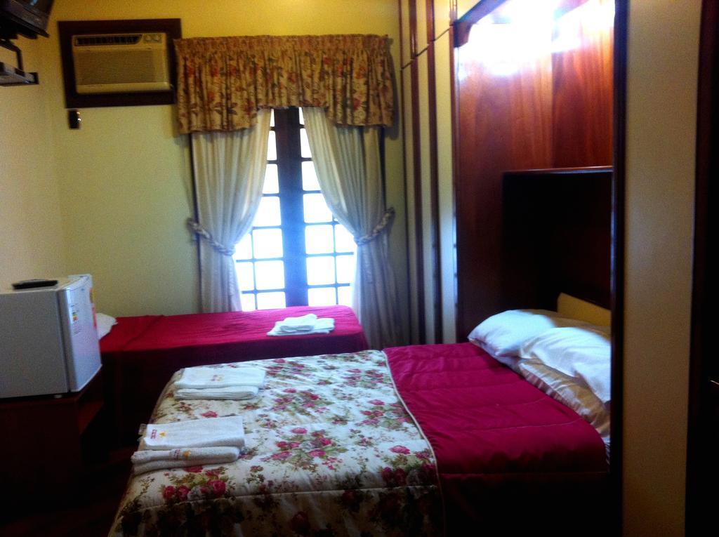 Suite with Balcony,216822575:JPEG